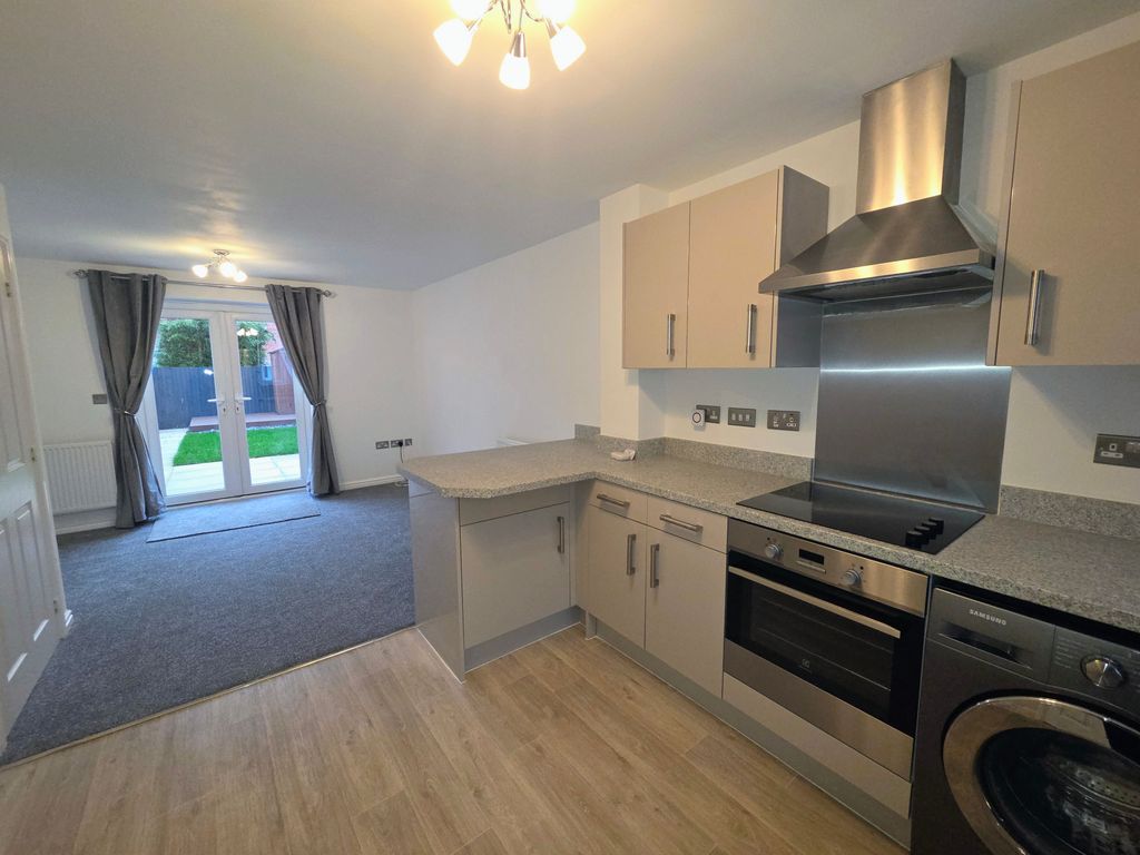 Property photo 3 of 16