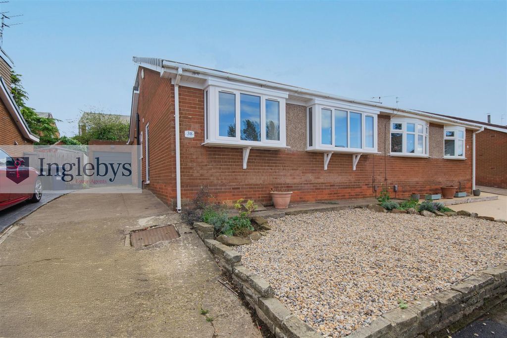 Property photo 1 of 25