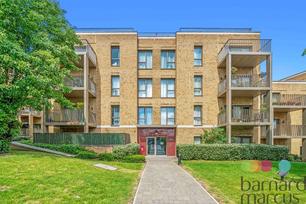 Property photo 1 of 15