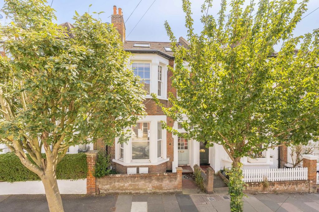 Property photo 1 of 7