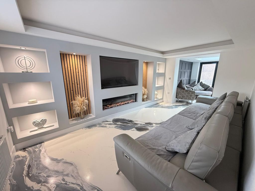 Property photo 2 of 24 Not Specified