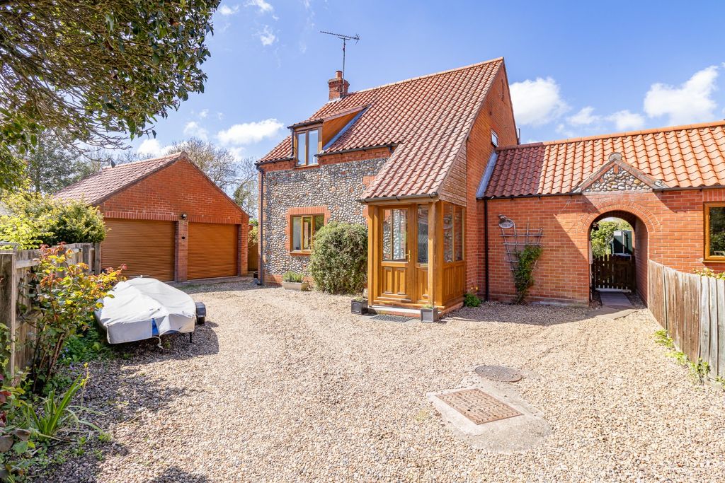 Property photo 1 of 29 5066791