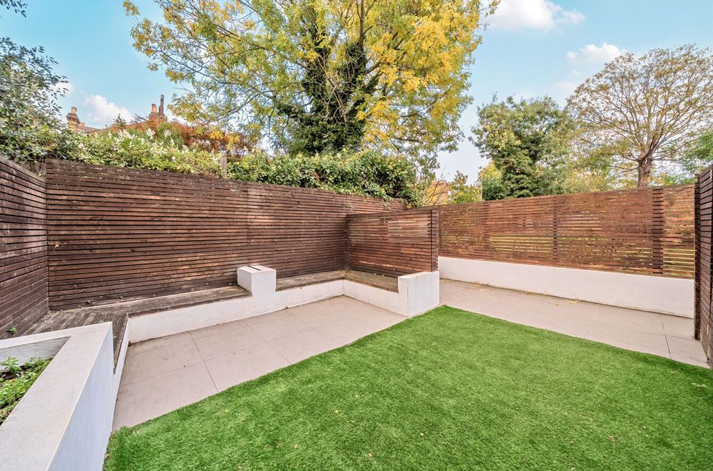 Property photo 3 of 16