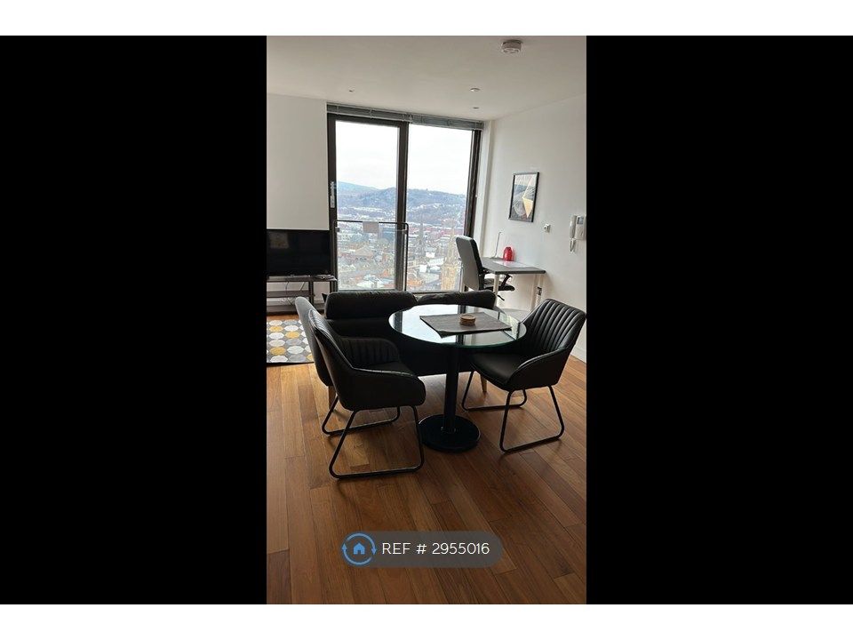 Property photo 2 of 6