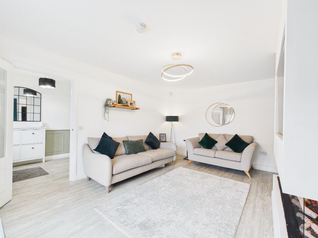 Property photo 3 of 25