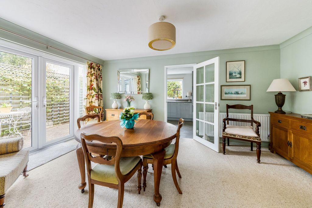 Property photo 3 of 26