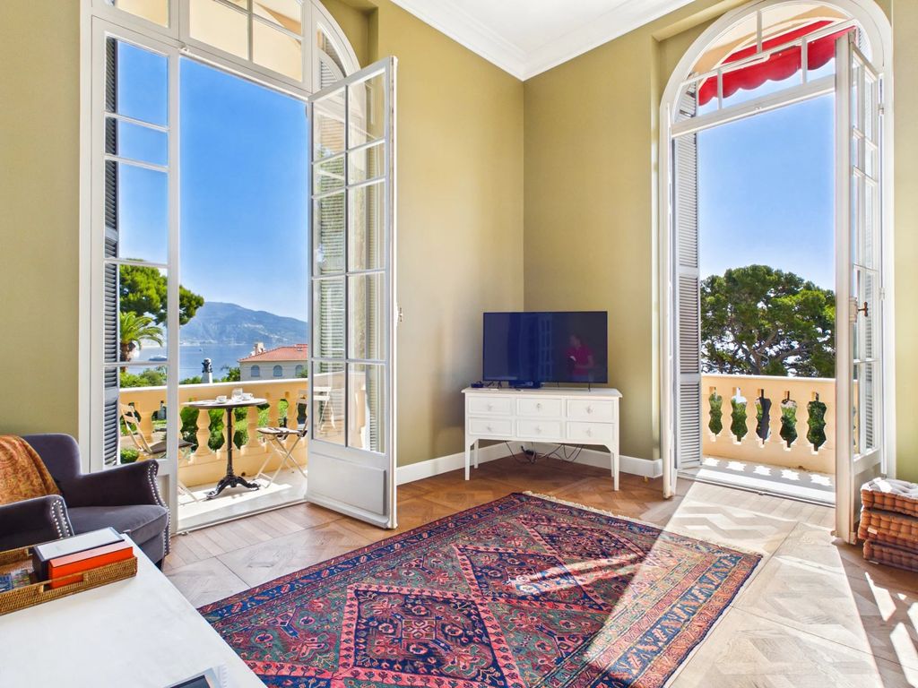 Property photo 1 of 35