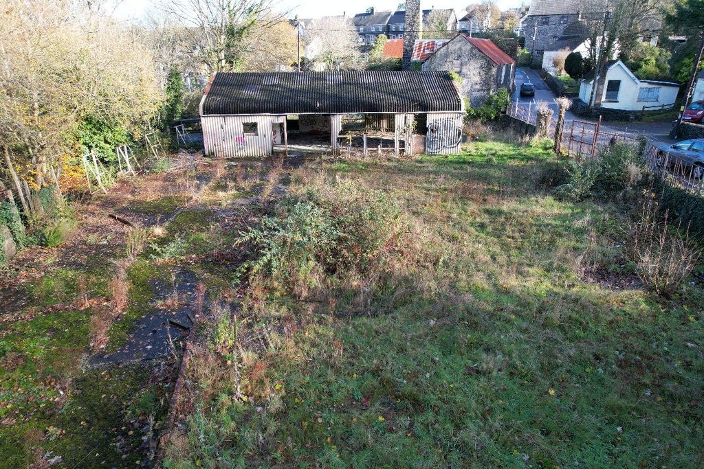 Property photo 3 of 9