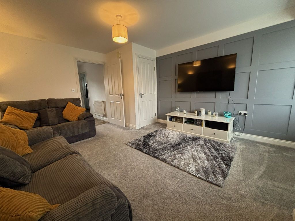 Property photo 2 of 18 Photograph 2