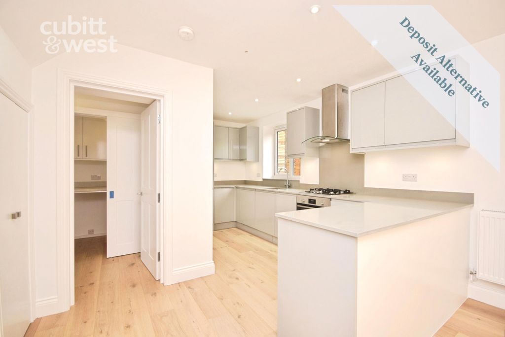 Property photo 1 of 21 Kitchen