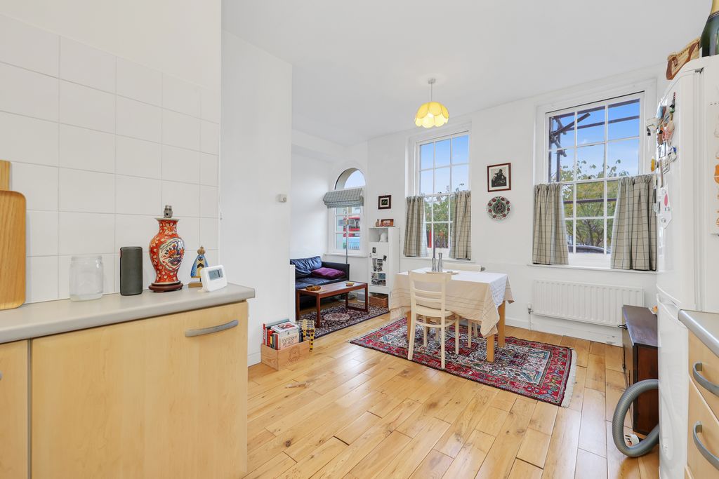 Property photo 2 of 10 Picture No. 02