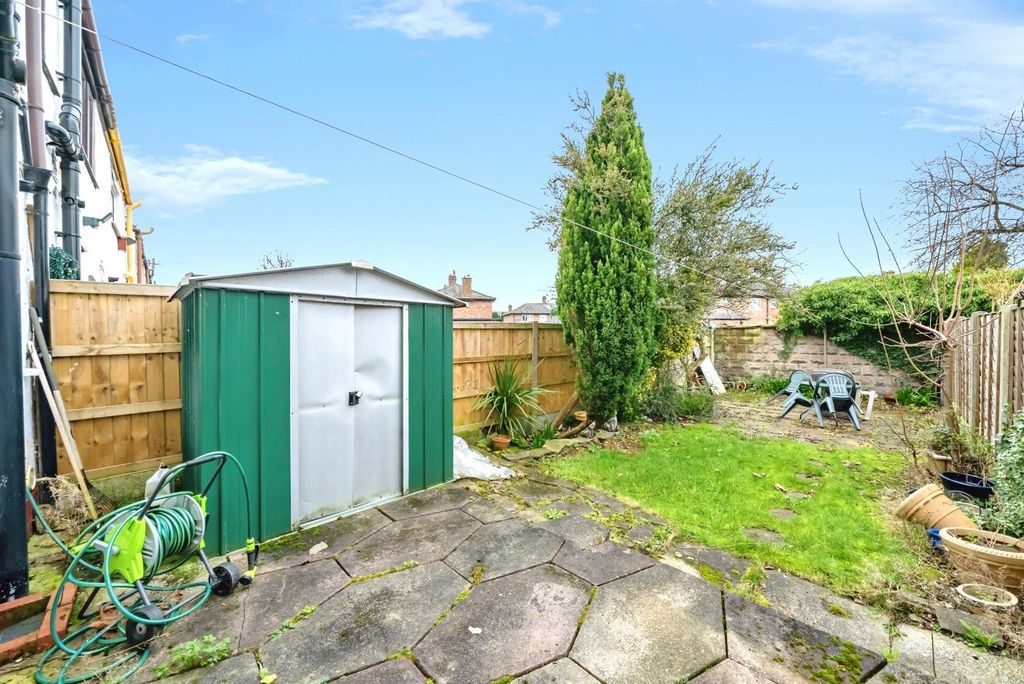 Property photo 3 of 12 Garden