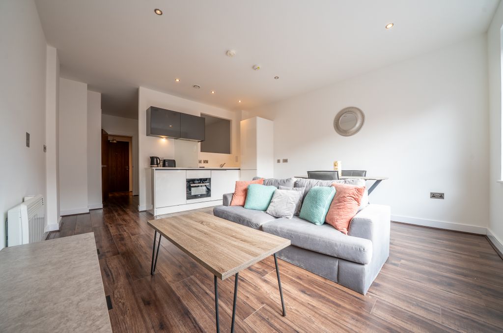 Property photo 1 of 16 Dsc00492-Hdr-2