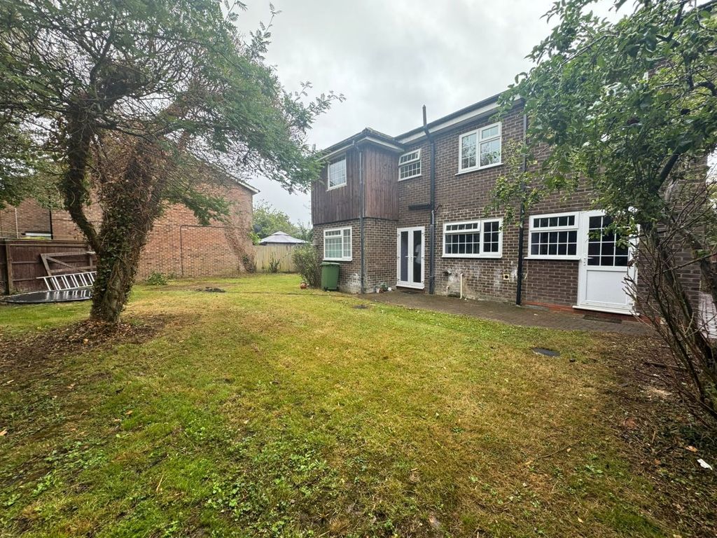 Property photo 3 of 17