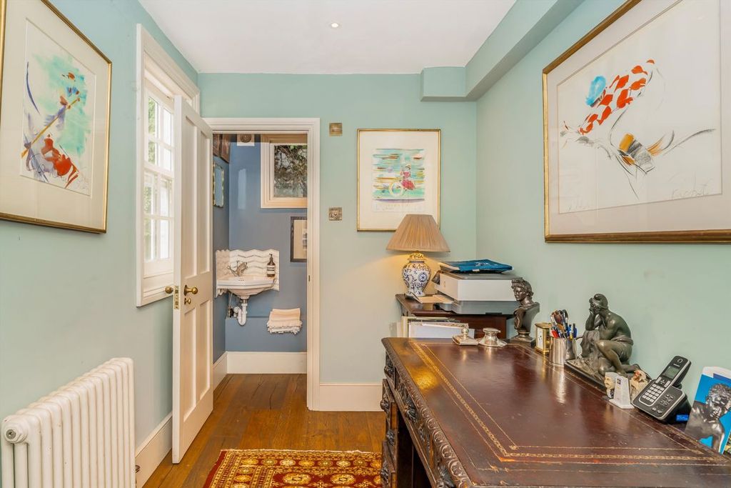 Property photo 3 of 14