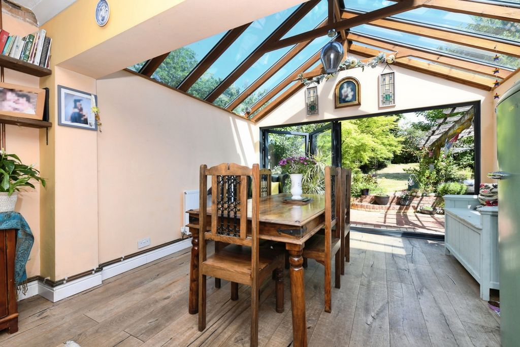 Property photo 3 of 17 Pbox-Img.Jpg