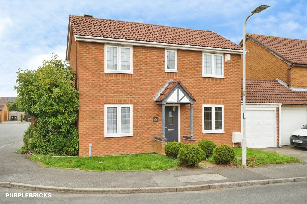 Property photo 2 of 22