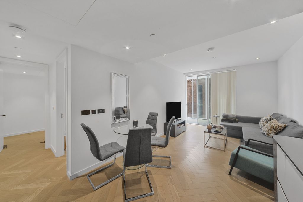 Property photo 3 of 17 Picture No. 09