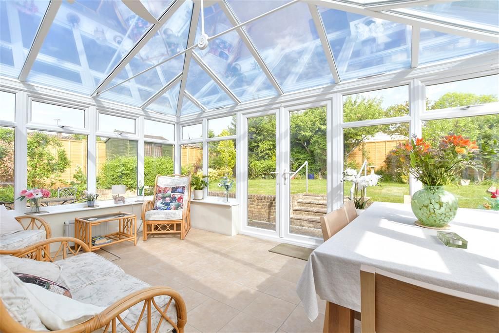 Property photo 1 of 11 Conservatory