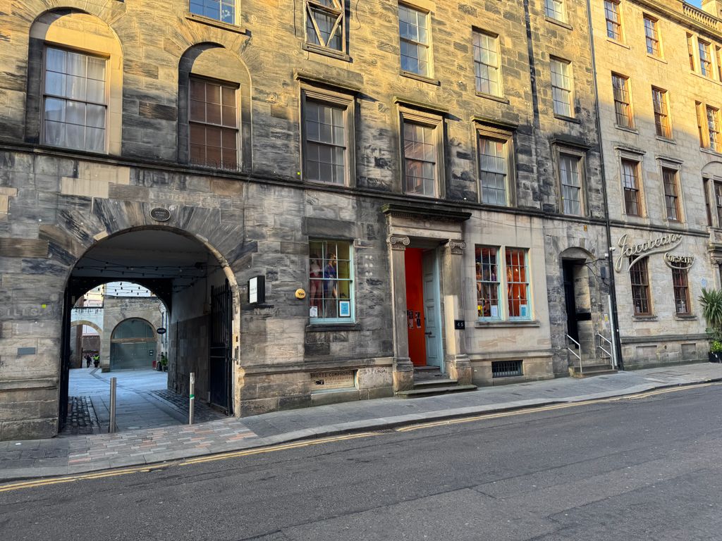 Property photo 2 of 5