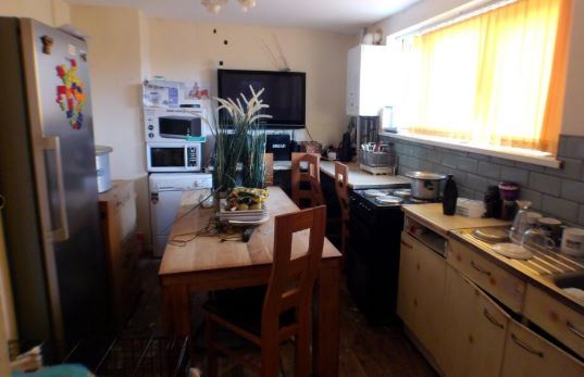 Property photo 3 of 8