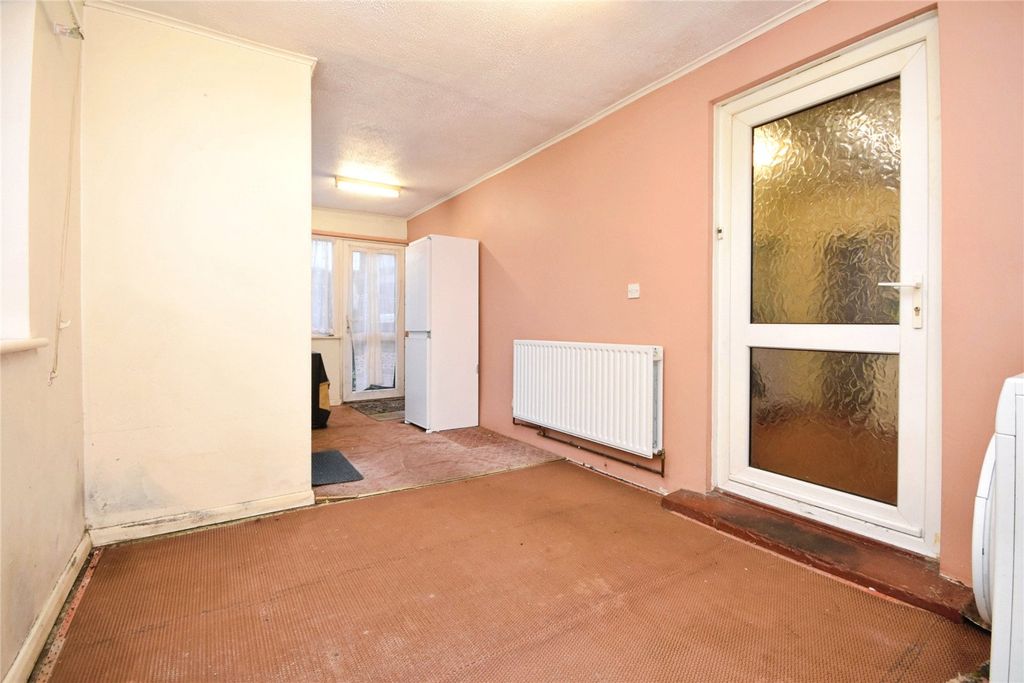 Property photo 3 of 22 Utility/Kitchen