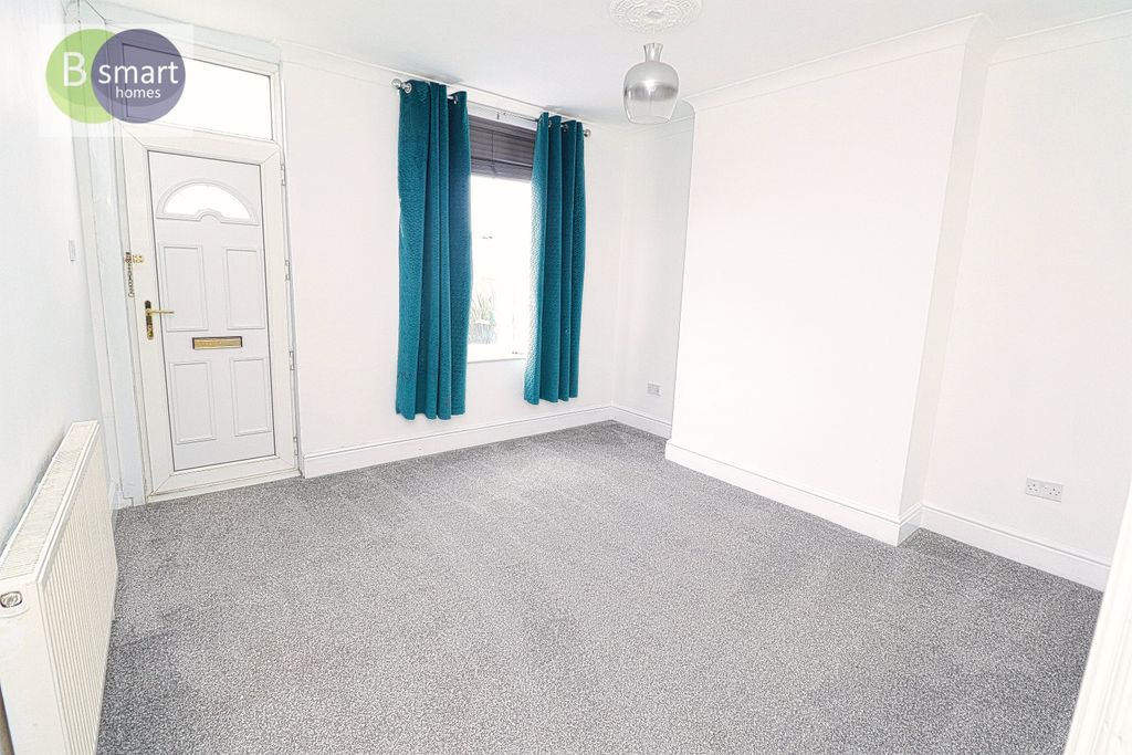 Property photo 3 of 10 Img_0356