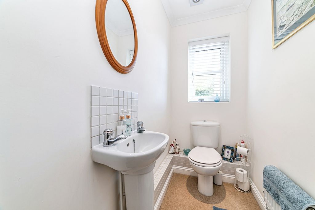 Property photo 3 of 16 Pbox-Img.Jpg