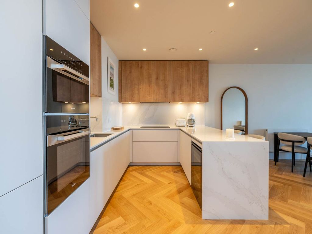 Additional image 6 of 3 bed flat for saleSt. James Place, Edinburgh EH1