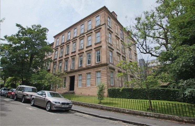 Property photo 1 of 8 External