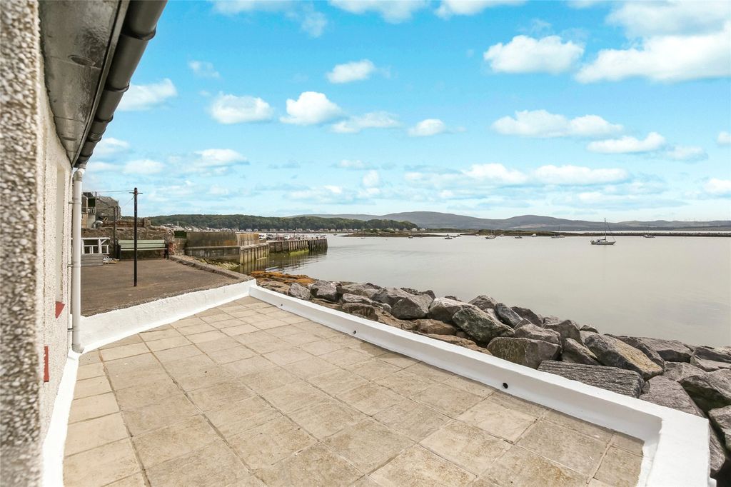 Property photo 2 of 16 Patio View
