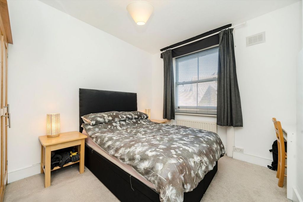 Property photo 3 of 3