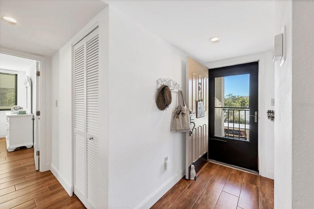 Property photo 3 of 19 <Alttext/>