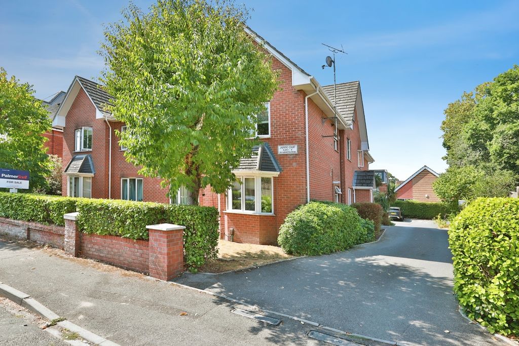 Property photo 1 of 21 Pbox-Img.Jpg