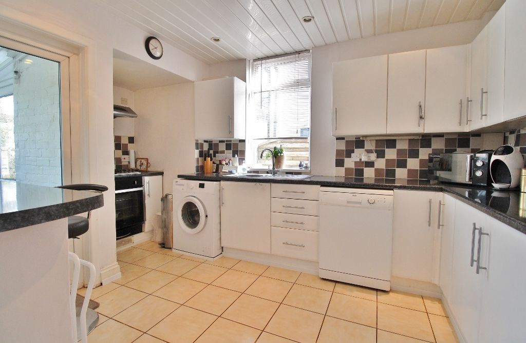 Property photo 2 of 47