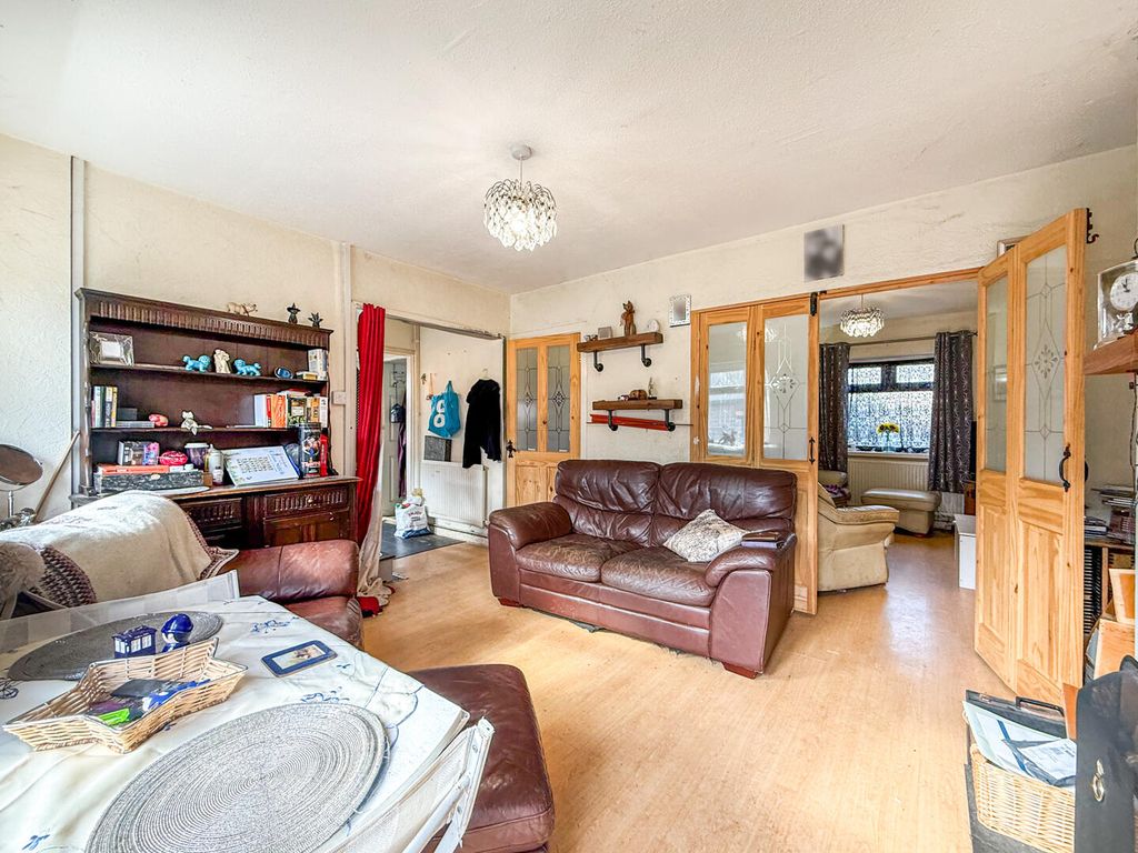 Property photo 2 of 12 Living Room