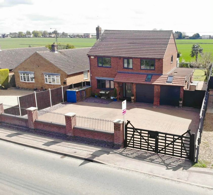 Property photo 1 of 34