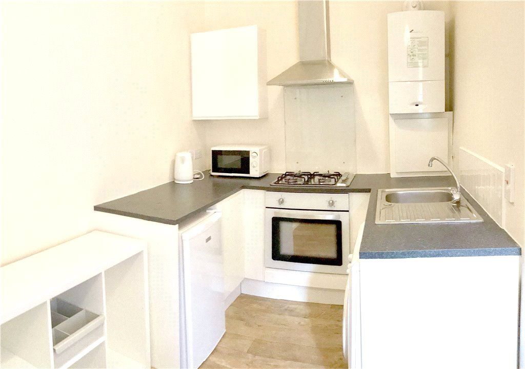 Property photo 2 of 12 Kitchen