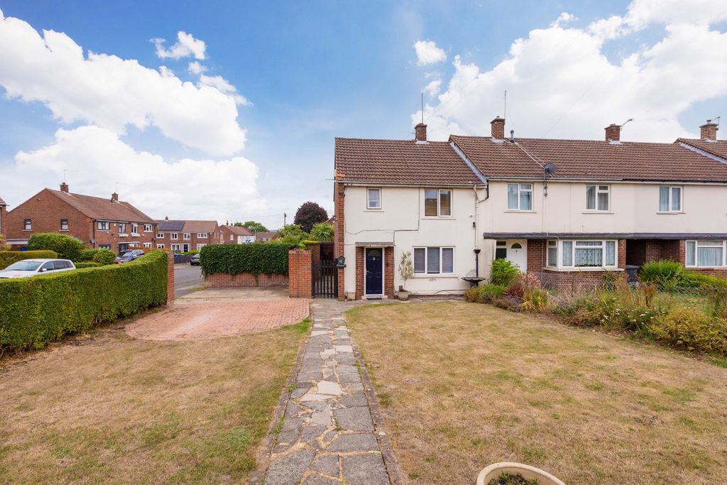 Property photo 1 of 16