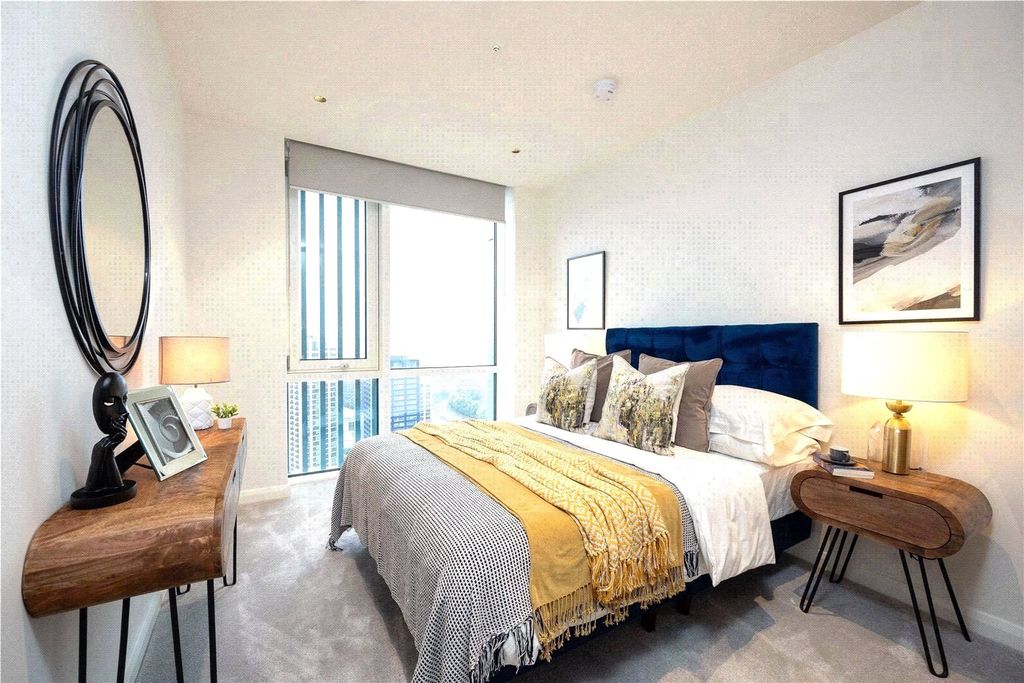 Property photo 3 of 13 Bedroom