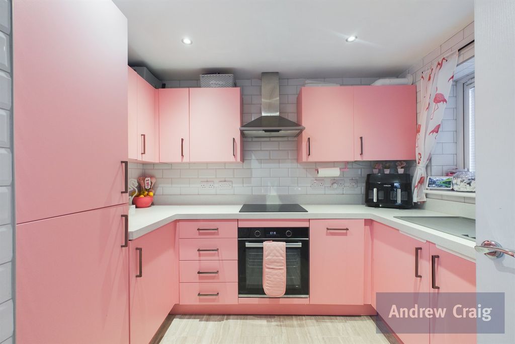 Property photo 1 of 14 (Main)