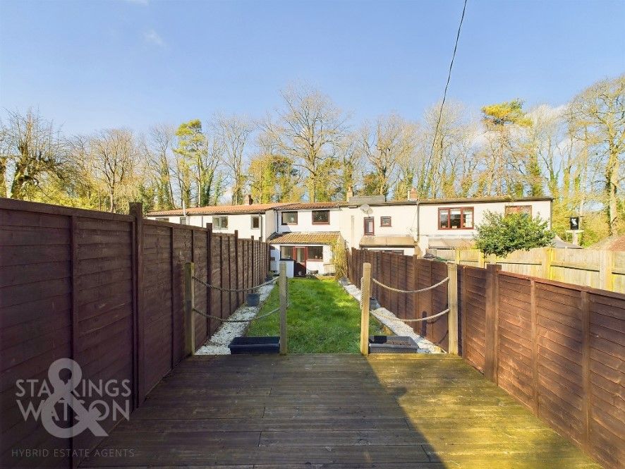Property photo 2 of 25