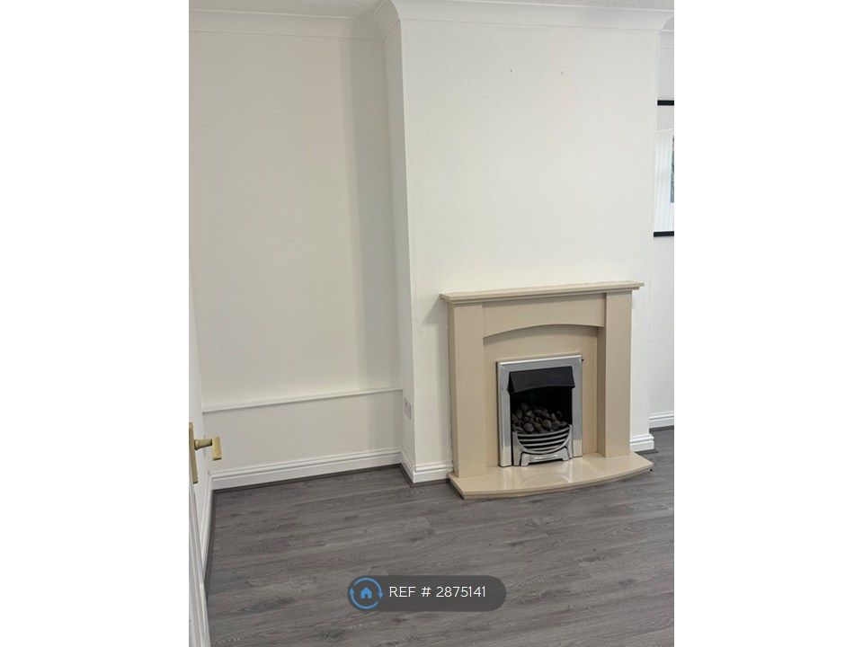 Property photo 3 of 34