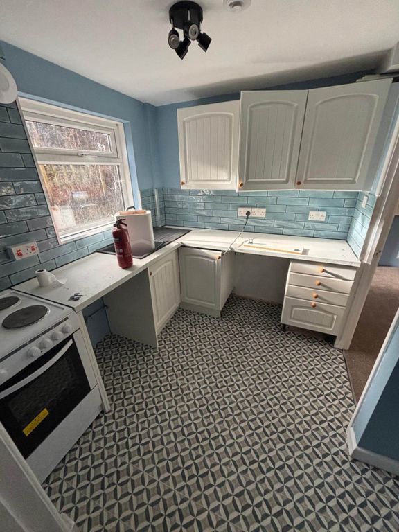 Property photo 2 of 12