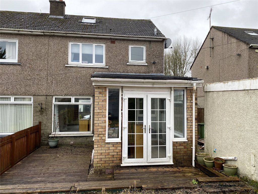 Property photo 2 of 5 Picture No. 15