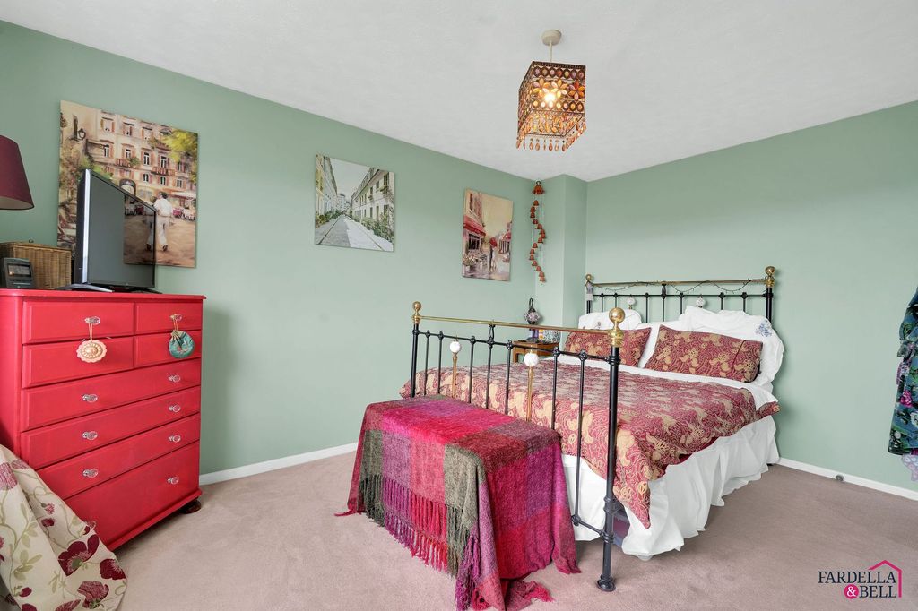 Property photo 2 of 24