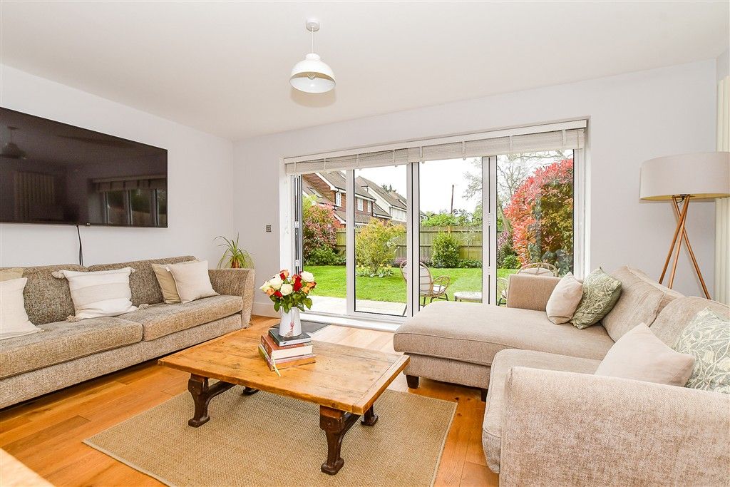 Property photo 3 of 13 Lounge/ Diner