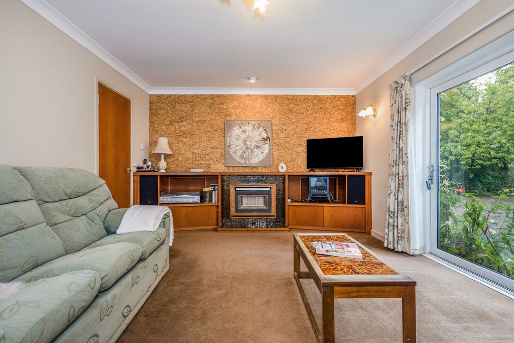 Property photo 3 of 22