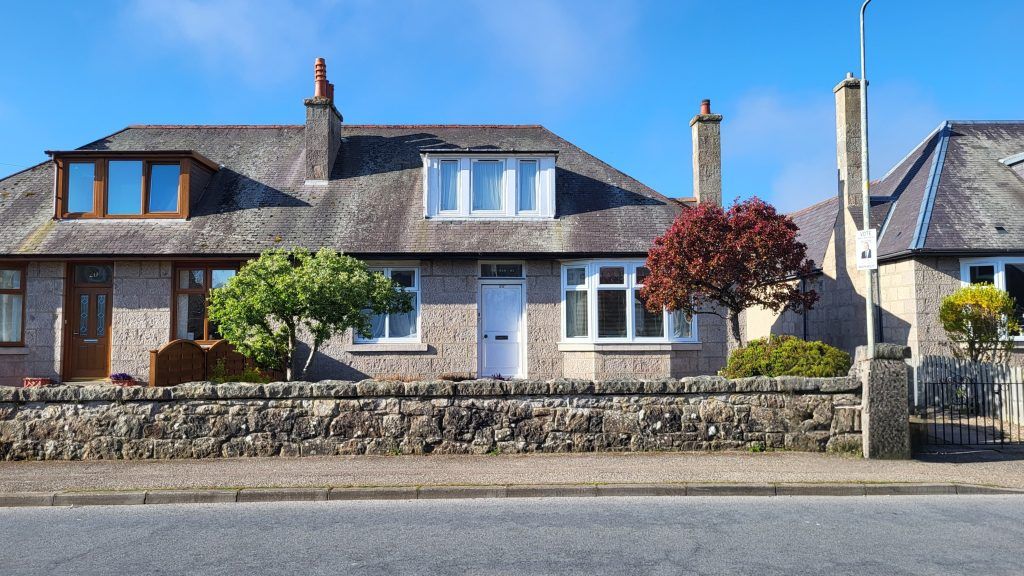 Property photo 1 of 23