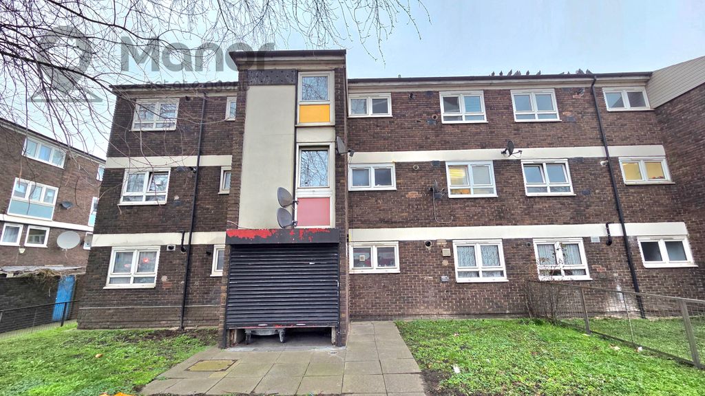 Property photo 1 of 9 Building